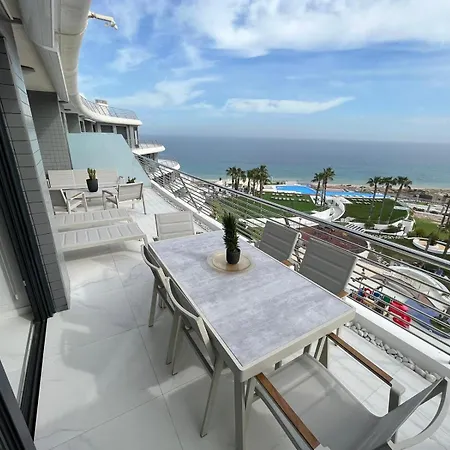 Infinity View 8